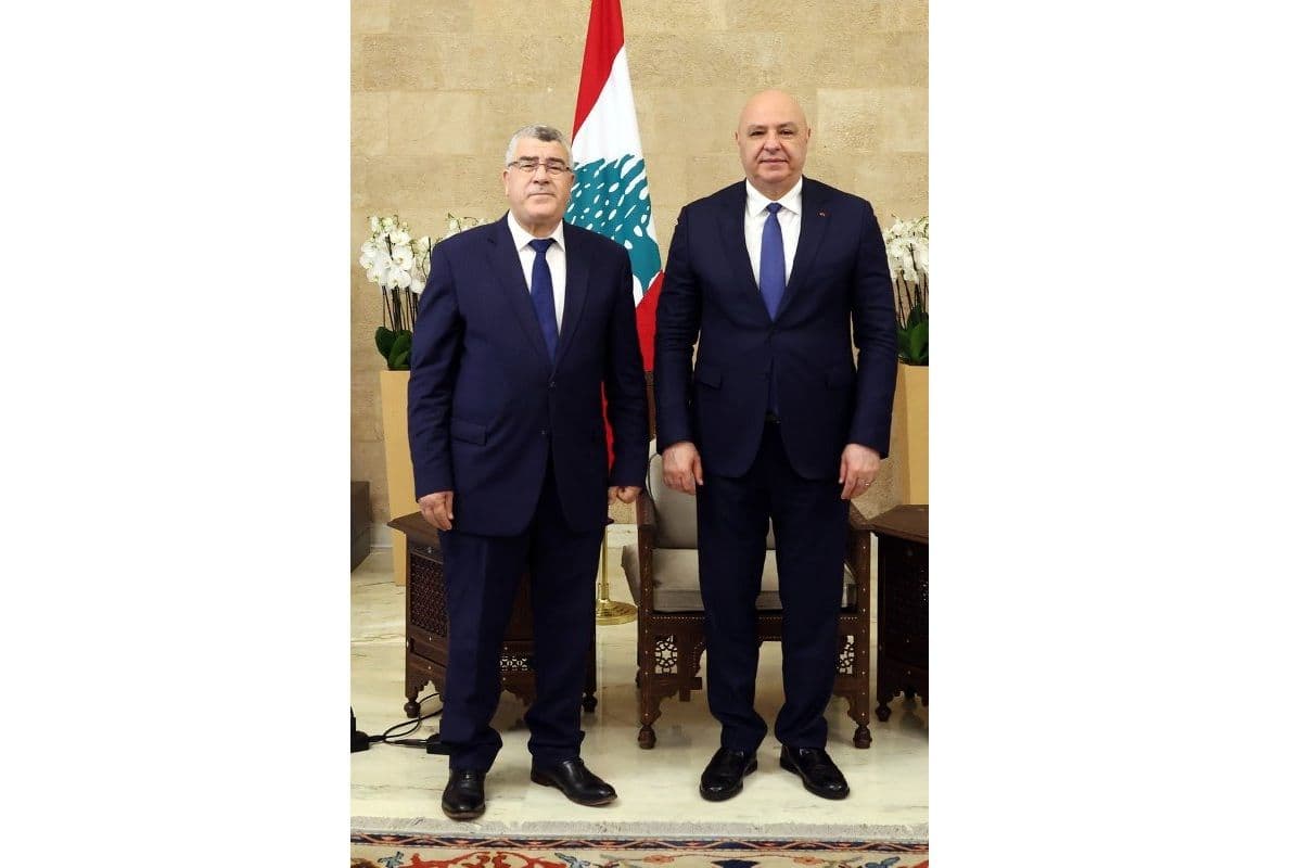 (*) عون تسلم اوراق اعتماد سفراء <a class='entities-links' href='/entity/4021701674/السعودية/ar/1?utm_term=PublicFigures-السعودية&utm_source=Lebanon24-Frontend&utm_campaign=PublicFigures&utm_medium=PublicFigures-السعودية&id=474194&catid=0&pagetype=PublicFigures' loading=