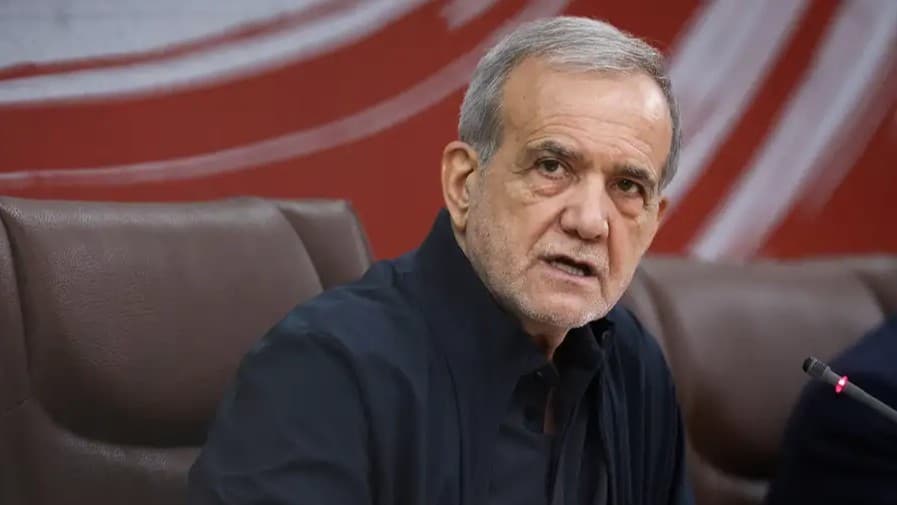 رئيس إيران: مقترح فتح هرمز وضع بالتنسيق مع المرشد