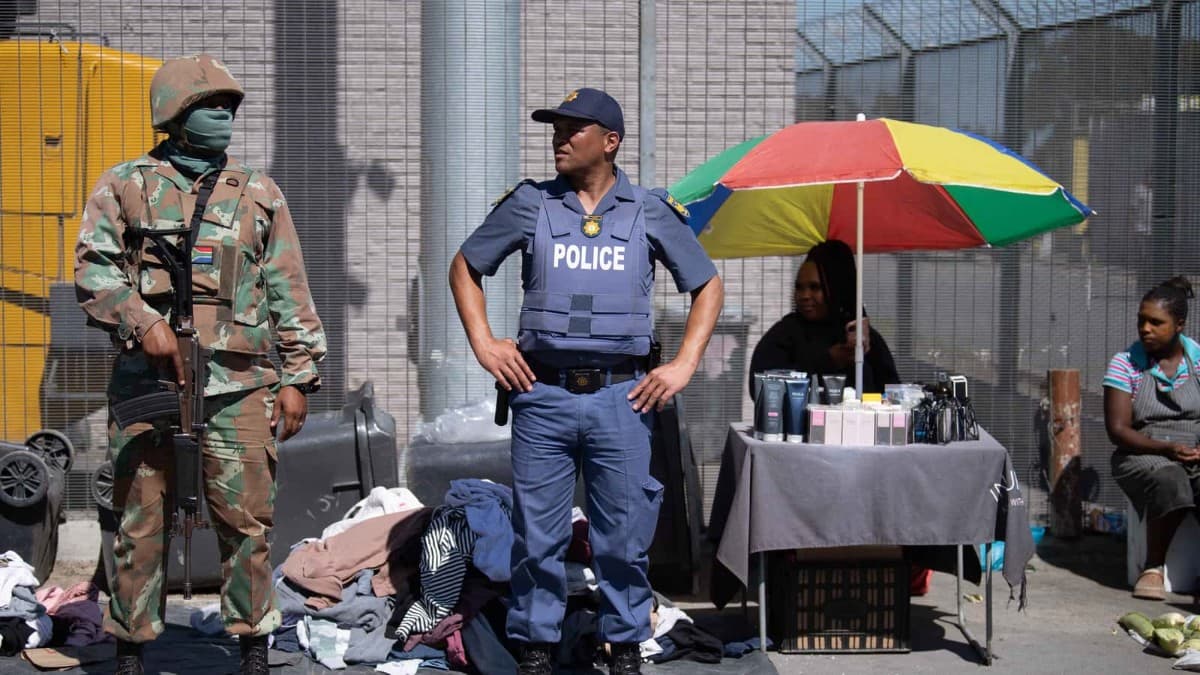 17 قتيلاً و15 جريحاً بإطلاق نار داخل حانة في جنوب إفريقيا