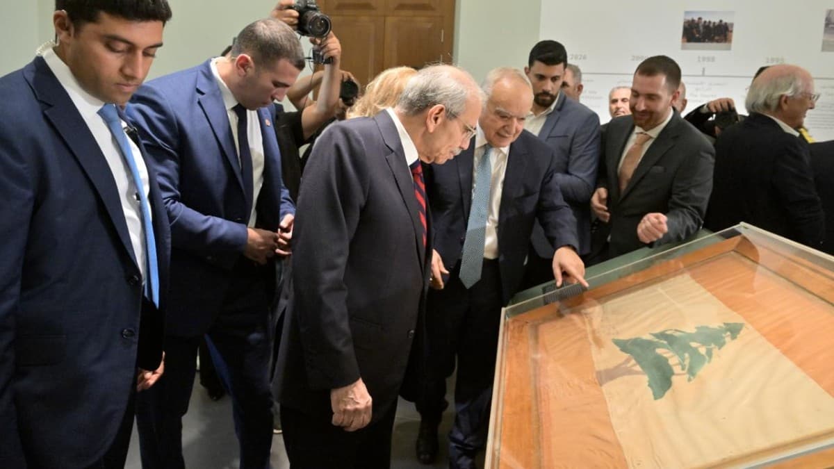 وزير الثقافة افتتح معرض "بين سطور الدستور": على الشباب أن يثقوا بالدولة ضامنا للحقوق والحريات