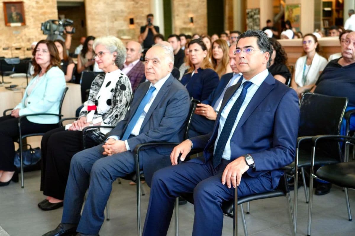 وزراء الثقافة والإعلام والتربية والشباب يعرضون سوياً جهودهم للتماسك الاجتماعي
