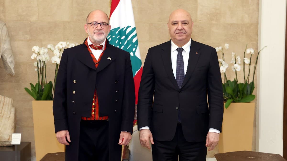 رئيس الجمهورية تسلم أوراق إعتماد سفراء الدانمارك والمانيا والسويد وفرنسا ونيجيريا